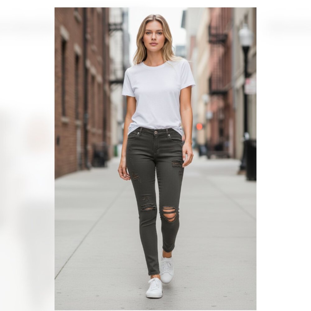 NWT 7 for All Mankind Super SKINNY Coated Jeans 27